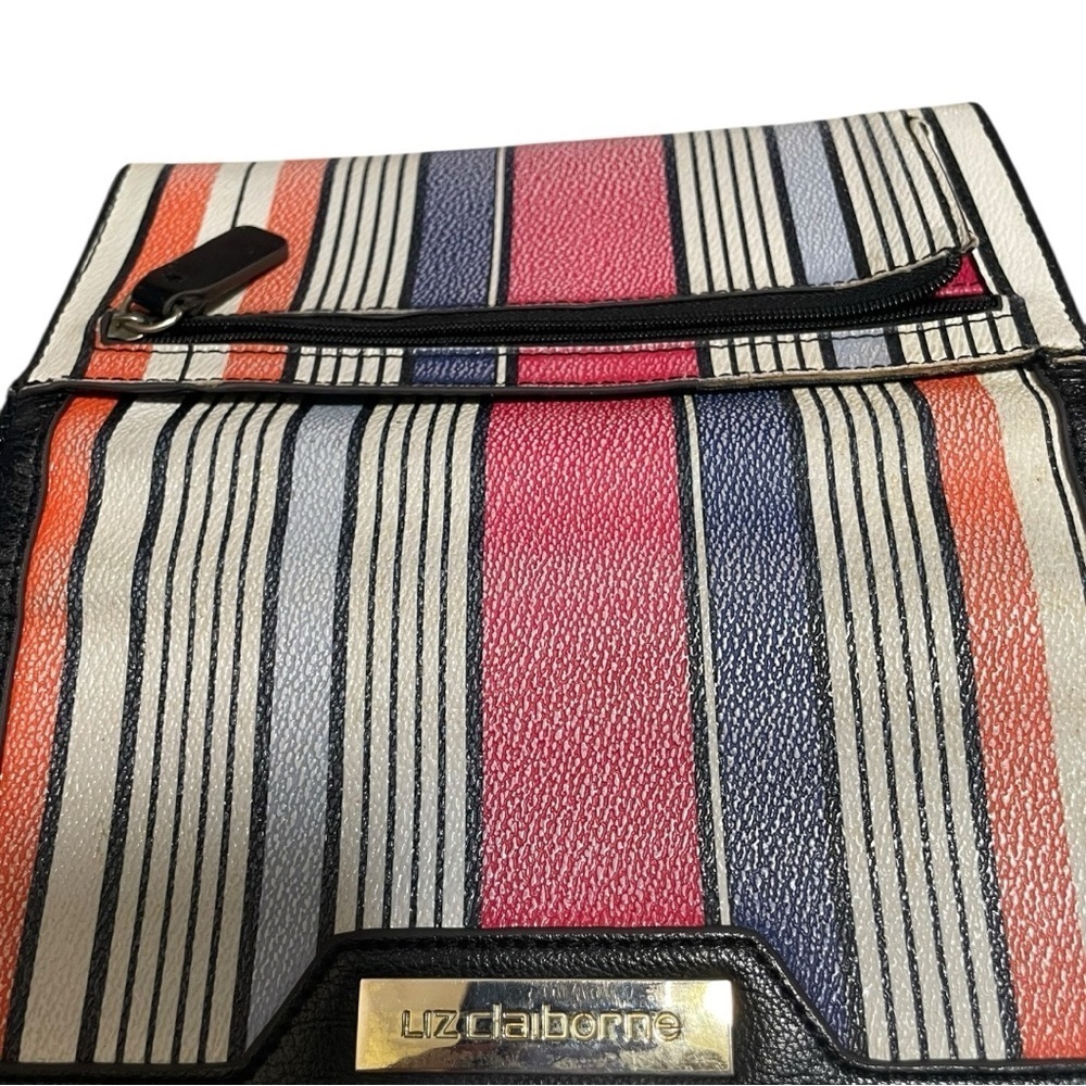 Liz Claiborne Black and Pink Geometric Wallet - Picture 2 of 7